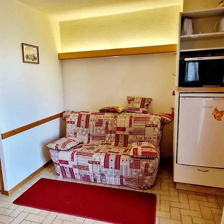 T2 Avec Terrasse, Proche Pistes, Parking Gratuit - Fr-1-755-21 *