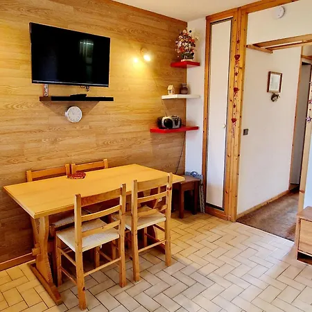 T2 Avec Terrasse, Proche Pistes, Parking Gratuit - Fr-1-755-21 公寓